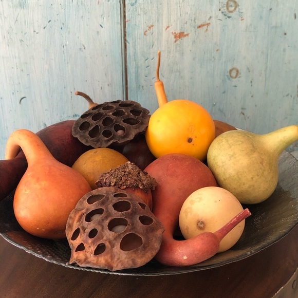 Bundle of beautiful harvest items in shades of sienna, brown, yellow, & green - Picture 11 of 16